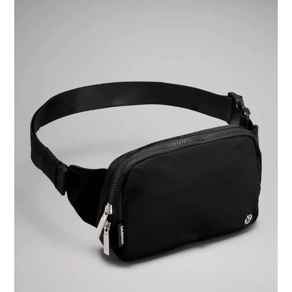 Lululemon everywhere belt bag black 2L-new with tag - Picture 5 of 10